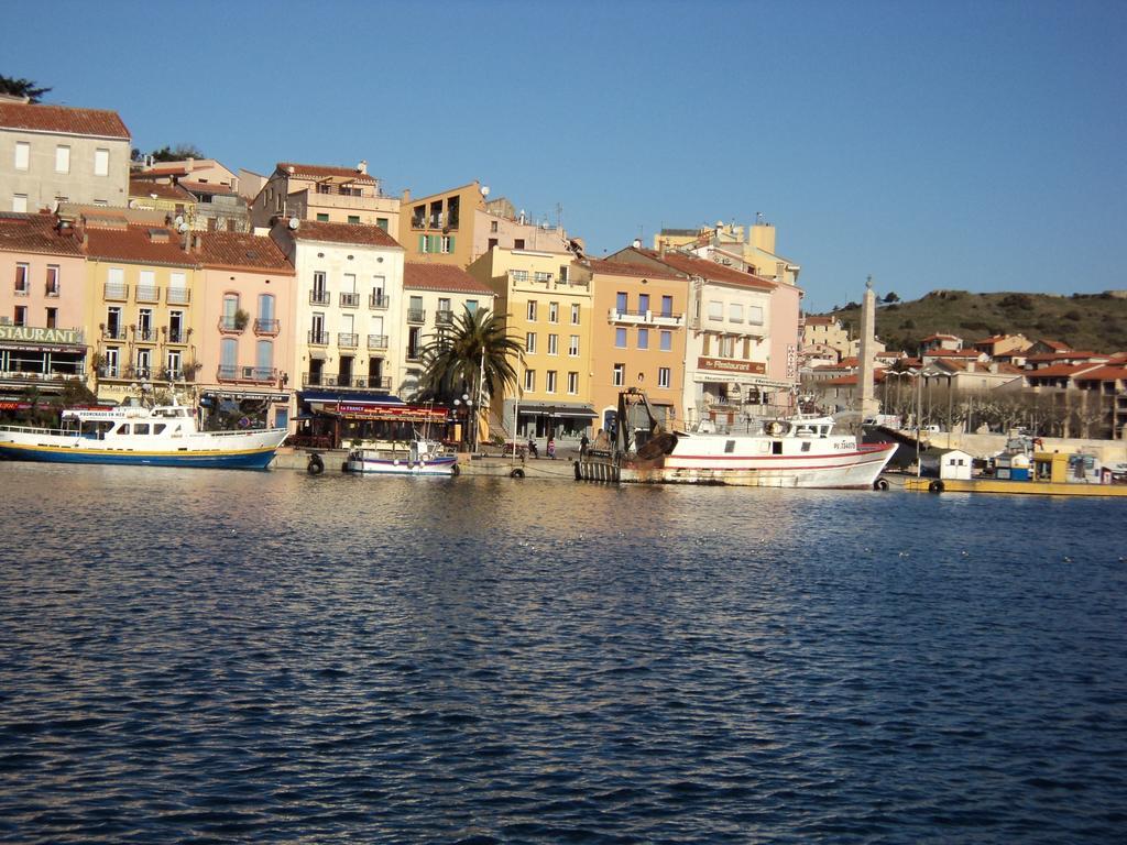 Appartement La Méditerranée vue sur la Mer Port Vendres Habitación foto